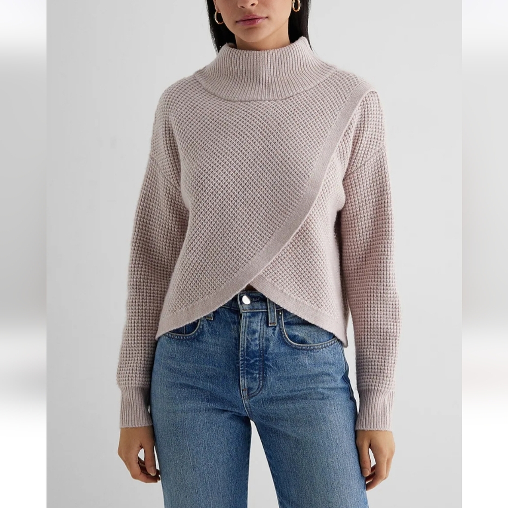 Express Women's Light Mauve Reversable Knit Mock Neck Sweater Size Xl